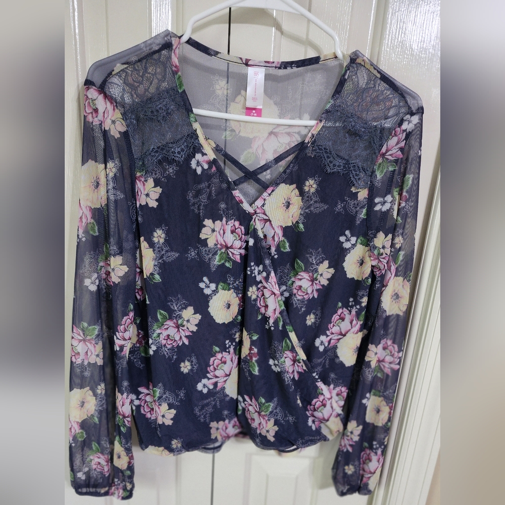 Women blouse